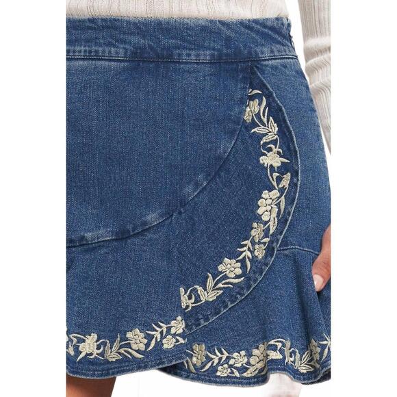NEW FLYING TOMATO embroidered denim skort in medium indigo - Picture 7 of 8